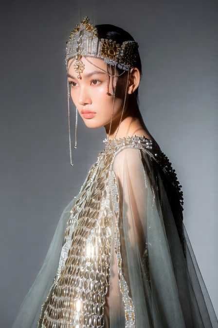 Isha Kapoor, Fashion creator